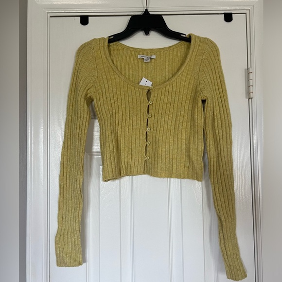 American Eagle Yellow Button Up Crop Cardigan size XS - Picture 3 of 7